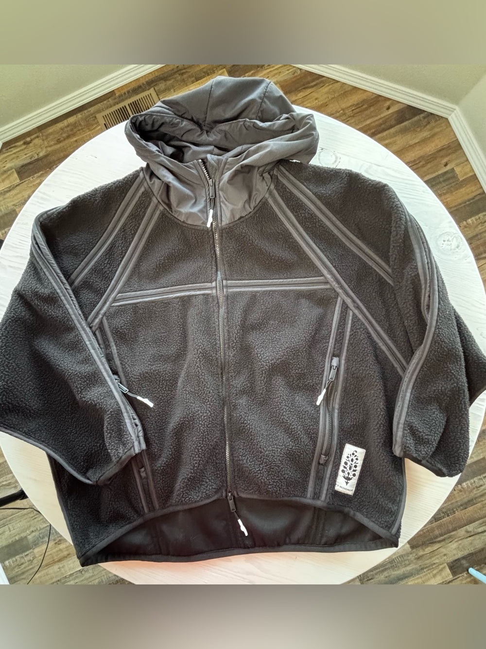 Free People Fleece Jacket (SAMPLE PIECE) Fit M-XL